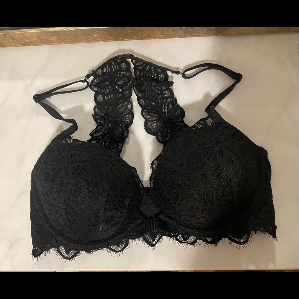 PINK Victoria’s Secret push up bra